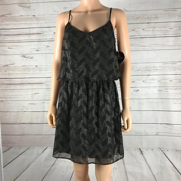 FISHBOWL Black/Gold Zig Zag Popover Dress NWT Large - Picture 6 of 10